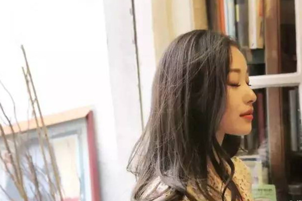 圆脸适合直发吗?,圆脸适合直发吗中长