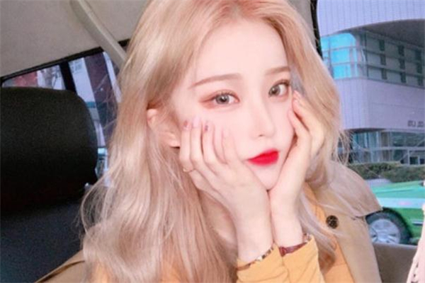 热烫还是冷烫好,冷烫和热烫的区别伤害大还是大