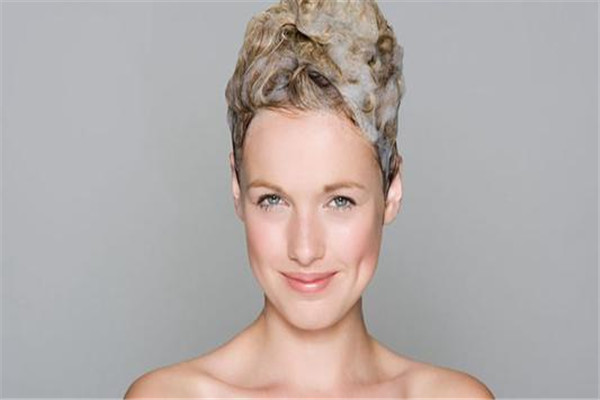 头发没营养的表现,头发看起来没有营养怎么办