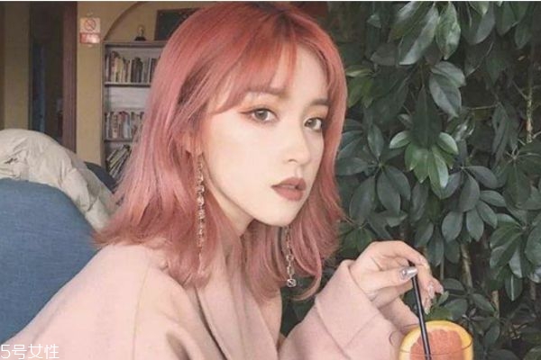 过期的洗发水有什么危害,过期的洗发水还能用吗对头发有害吗