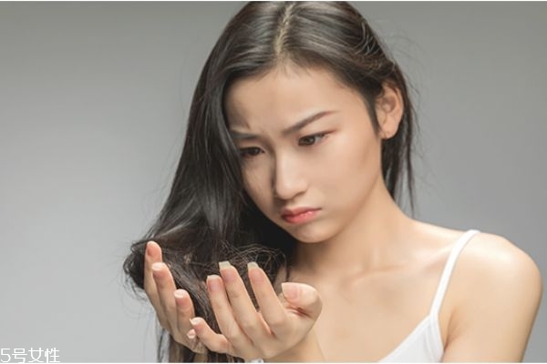 头发太少怎样增发,女性头发稀少怎么变浓密 头发太少怎样增发,女性头发稀少怎么变浓密