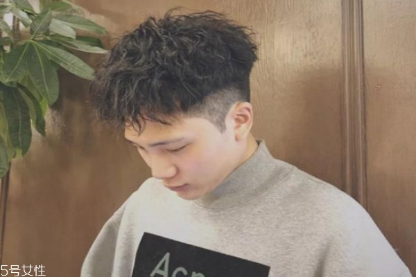 头发软适合锡纸烫吗,头发软能烫锡纸吗