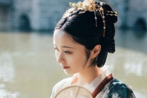 短发古装发型简单扎法小学生,短发古装发型简单扎法视频