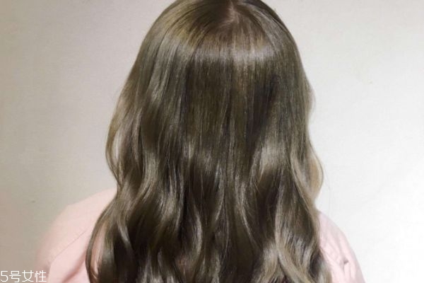 青木亚麻灰适合什么肤色的人,青木亚麻灰适合黄皮吗