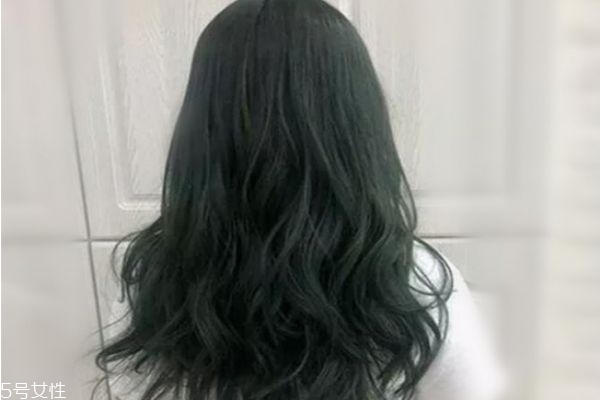 冷色系颜色染发图片,冷色系的头发颜色