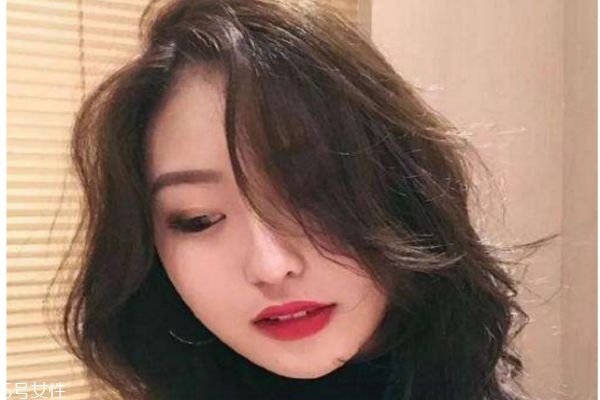 长款卷发发型图片,长头发的卷发发型图片