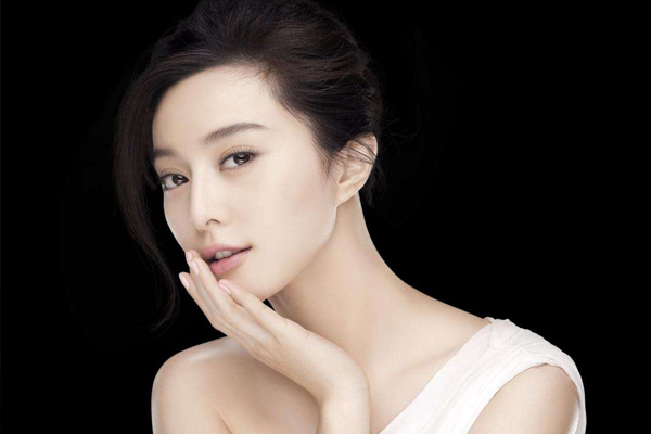 第一次染发染什么色好,第一次染发染什么色