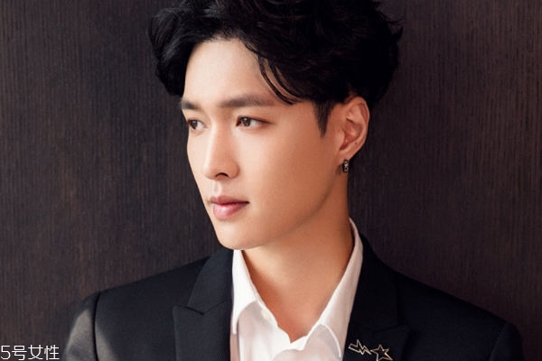 剪刘海适合什么脸型,什么脸型适合什么刘海图片 剪刘海适合什么脸型,什么脸型适合什么刘海图片