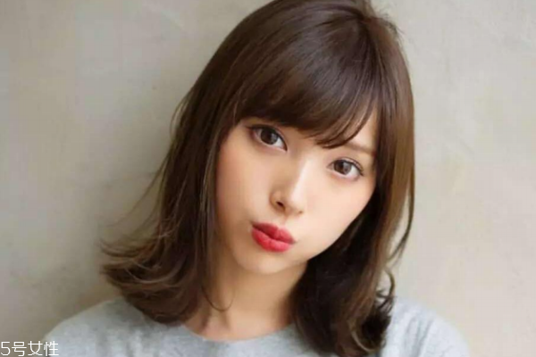 最新齐肩发型图片女,齐肩减龄发型图片