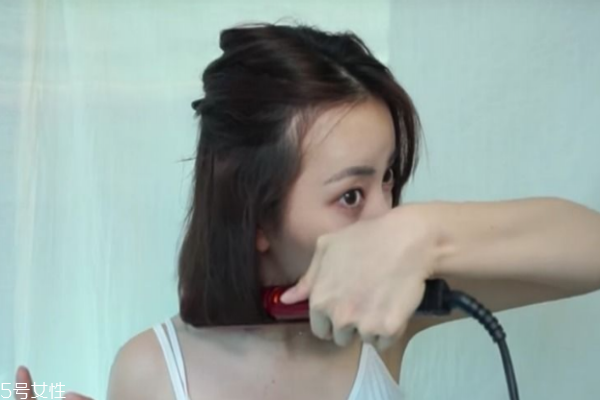 平板夹怎么夹卷发图解,平板夹怎么夹卷发视频 平板夹怎么夹卷发图解,平板夹怎么夹卷发视频
