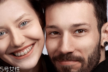 男人鬓角怎么修好看,男士自己修鬓角 男人鬓角怎么修好看,男士自己修鬓角