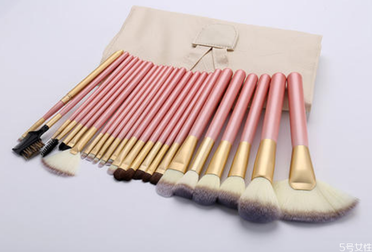 花漾三大系列推荐(花漾是哪个牌子怎么样)