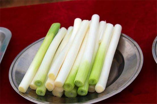 葱白水怎么煮(葱白水怎么煮?)