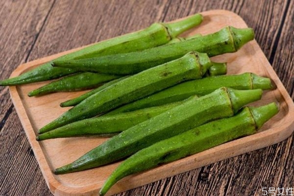 涂遮瑕膏之前要涂隔离霜吗(涂遮瑕膏之前要涂隔离霜吗) 涂遮瑕膏之前要涂隔离霜吗(涂遮瑕膏之前要涂隔离霜吗)