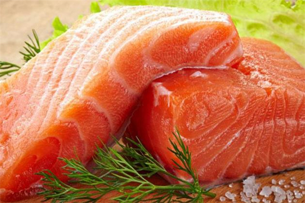 冷冻三文鱼怎么吃(三文鱼怎么做好吃)