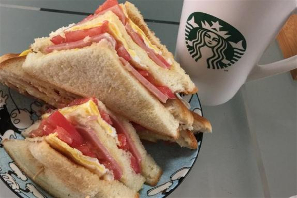 三明治怎么吃(三明治怎么做好吃)