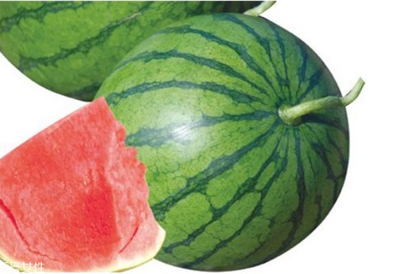 吃水果加盐奥秘在这里(水果加盐吃有什么功能?)