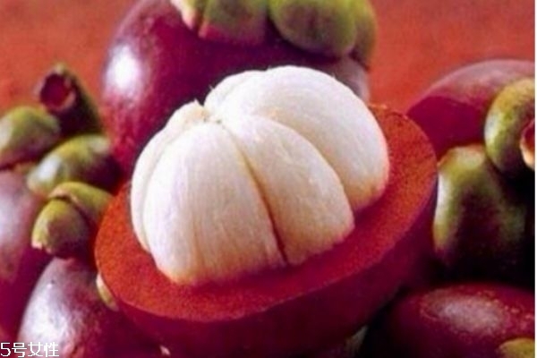 小孩可以吃山竹吗(小孩可以吃山竹吗)