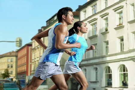 早上跑步减肥么,早起跑步和晚上跑步哪个能减肥