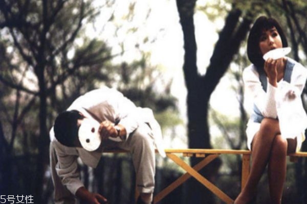 女人发现男人有外遇怎么办,男人出轨后女人该怎么办 女人发现男人有外遇怎么办,男人出轨后女人该怎么办