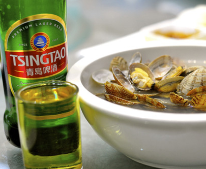 啤酒和白酒哪个更伤身体,啤酒和白酒哪个更伤身体 知乎