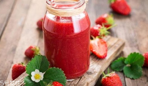 喉咙痛吃草莓好吗,喉咙疼吃草莓可以吗