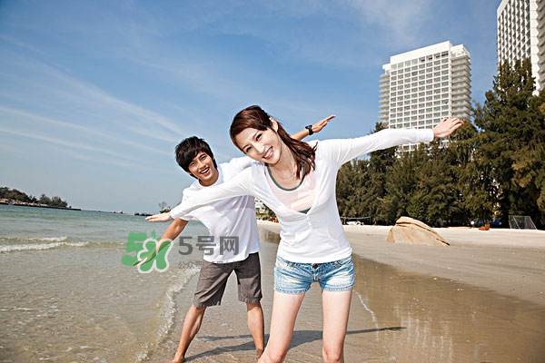 能用金钱追到的女人少用感情,用钱追到的女人少用点感情