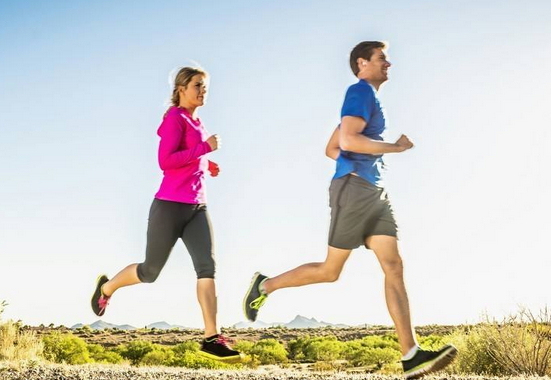 一天中跑步的最佳时间段,上午和下午跑步的最佳时间段