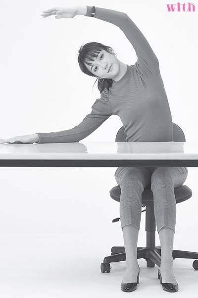 懒人瑜伽静静,中午练瑜伽