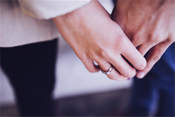 夫妻经营婚姻的秘诀,夫妻感情经营之道