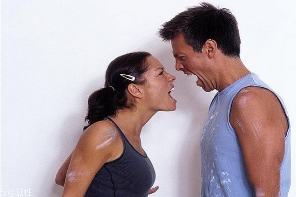 什么样的婚姻越来越累说说,为什么婚姻越过越累