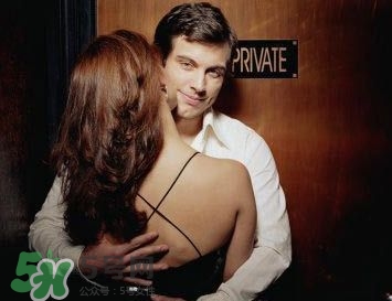 是否支持婚前性行为,婚前性行为不是很正常吗