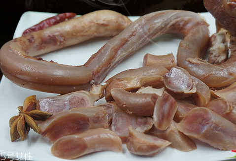 羊鞭汤视频教程,羊鞭羊蛋羊腰汤的做法 羊鞭汤视频教程,羊鞭羊蛋羊腰汤的做法