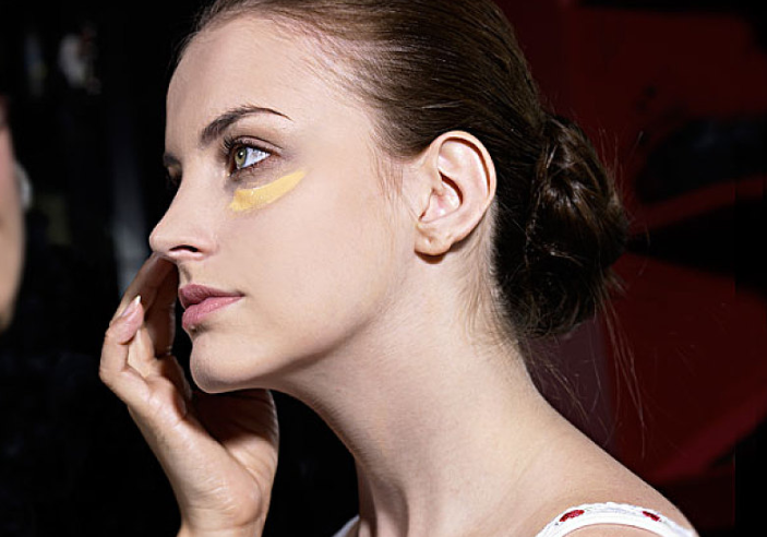 化妆对身体好吗,化妆给人带来的好处 化妆对身体好吗,化妆给人带来的好处