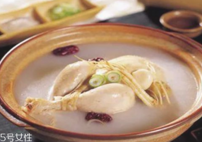 人参鸡汤用什么鸡最好,鸡汤用什么鸡最好
