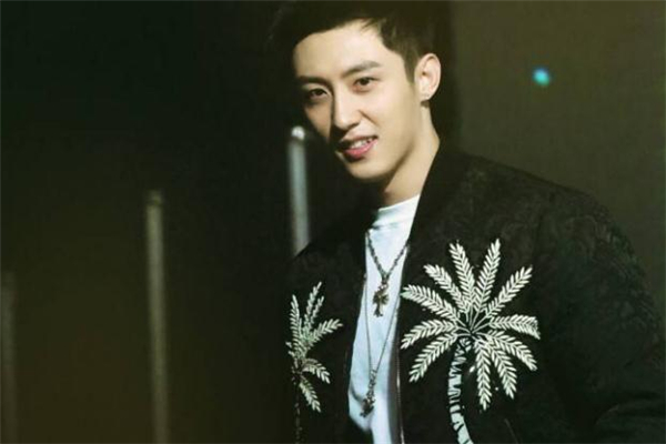 女生认为男生帅的标准,女生怎么看男生帅不帅