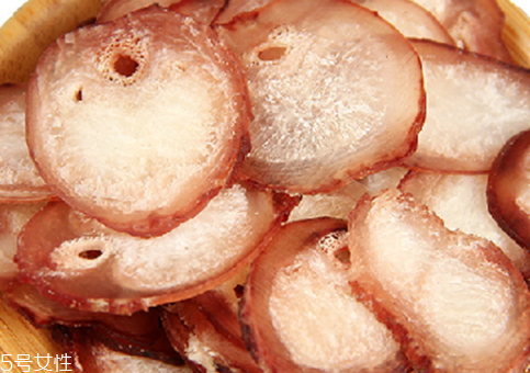 什么鹿的鹿鞭最好,真正的鹿鞭是什么样子的 什么鹿的鹿鞭最好,真正的鹿鞭是什么样子的