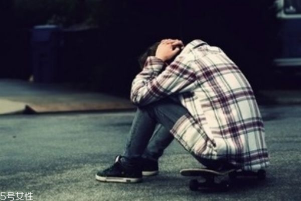 抑郁症的表现症状有哪些,抑郁症的表现症状