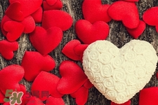 情人节送蓝色妖姬什么意思,情人节送蓝色妖姬代表什么意思 情人节送蓝色妖姬什么意思,情人节送蓝色妖姬代表什么意思