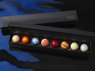 巧克力立体艺术造型,创意美术星球