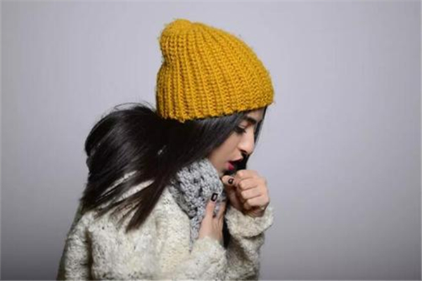 咽炎吃中药好还是西药好,咽炎吃什么中草药最好效果