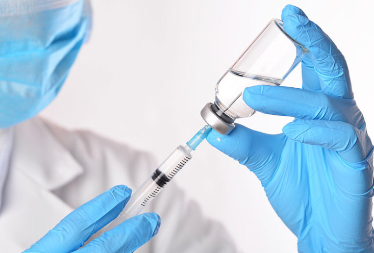 打新冠疫苗前一天吃药了怎么办,打新冠疫苗第二天可以吃药吗