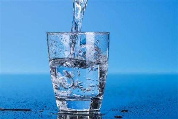 隔夜水会致癌吗?,隔夜水致癌是真的吗