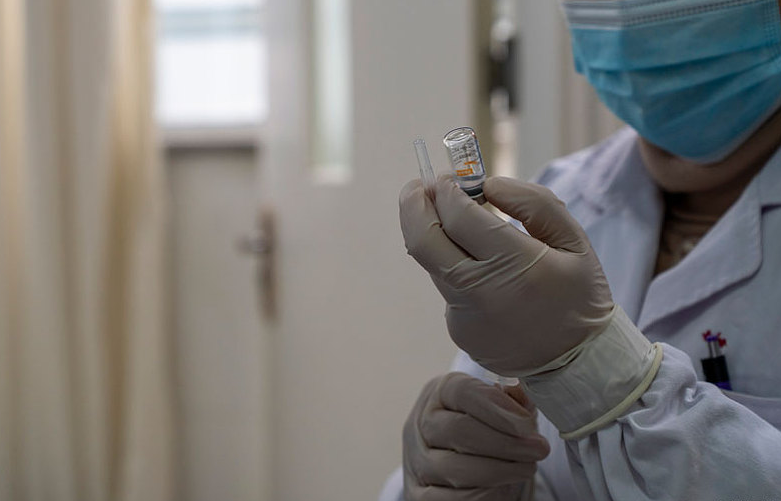 当月打了新冠疫苗怀孕了孩子能要吗,老婆打了新冠疫苗怀孕了孩子能要吗