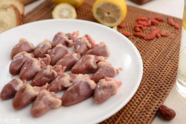 鸡心的功效(鸡心的功效和作用危害)