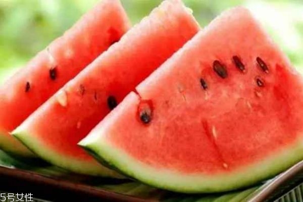 西瓜吃多了会怎样(西瓜吃多了会怎样呢) 西瓜吃多了会怎样(西瓜吃多了会怎样呢)
