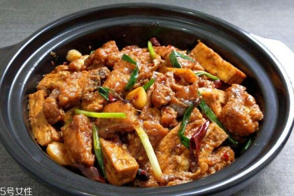 给鸡肉去腥的方法(给鸡肉去腥的方法)