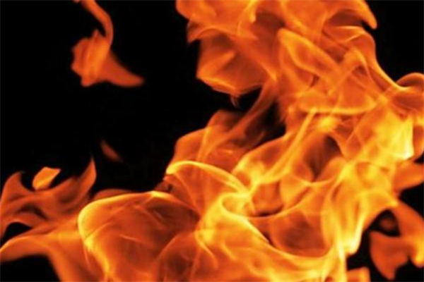 夏天心火旺的症状(夏天心火旺的症状有哪些)