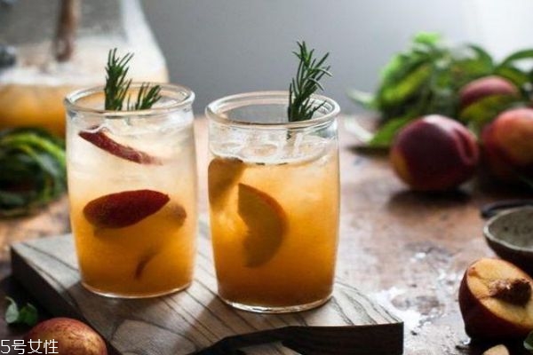 5道家庭自制冷饮(自制冷饮做法大全简单)
