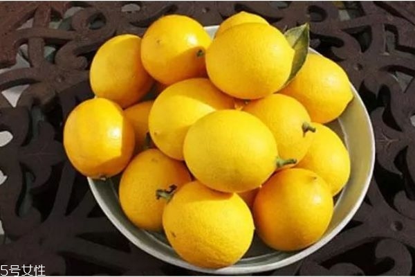 柠檬水喝了能变白吗(柠檬水喝了能变白吗) 柠檬水喝了能变白吗(柠檬水喝了能变白吗)